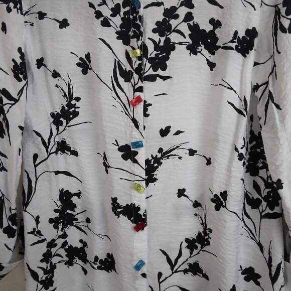 Multiples | Black & White Floral Print Crinkle Woven Blouse Shirt | Size S - Picture 4 of 8